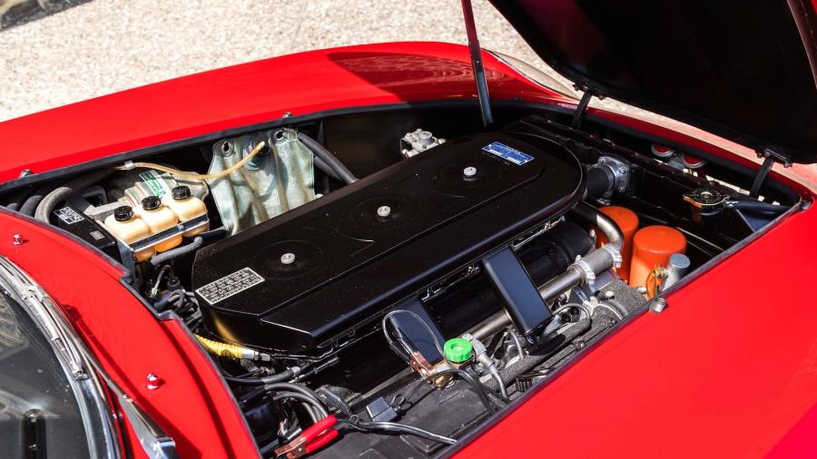 Моторный отсек Ferrari 275 GTB/4 Alloy (10735) 1967 года  (фото 19 из 20)